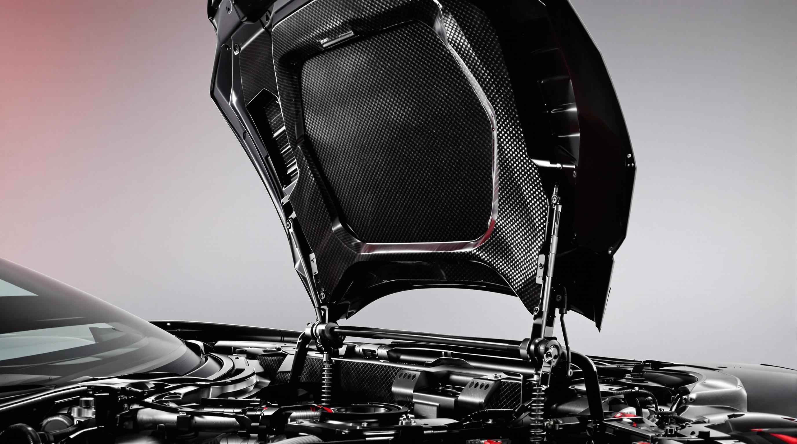 Détails du capot en carbone et des freins de la Nissan GT-R Nismo